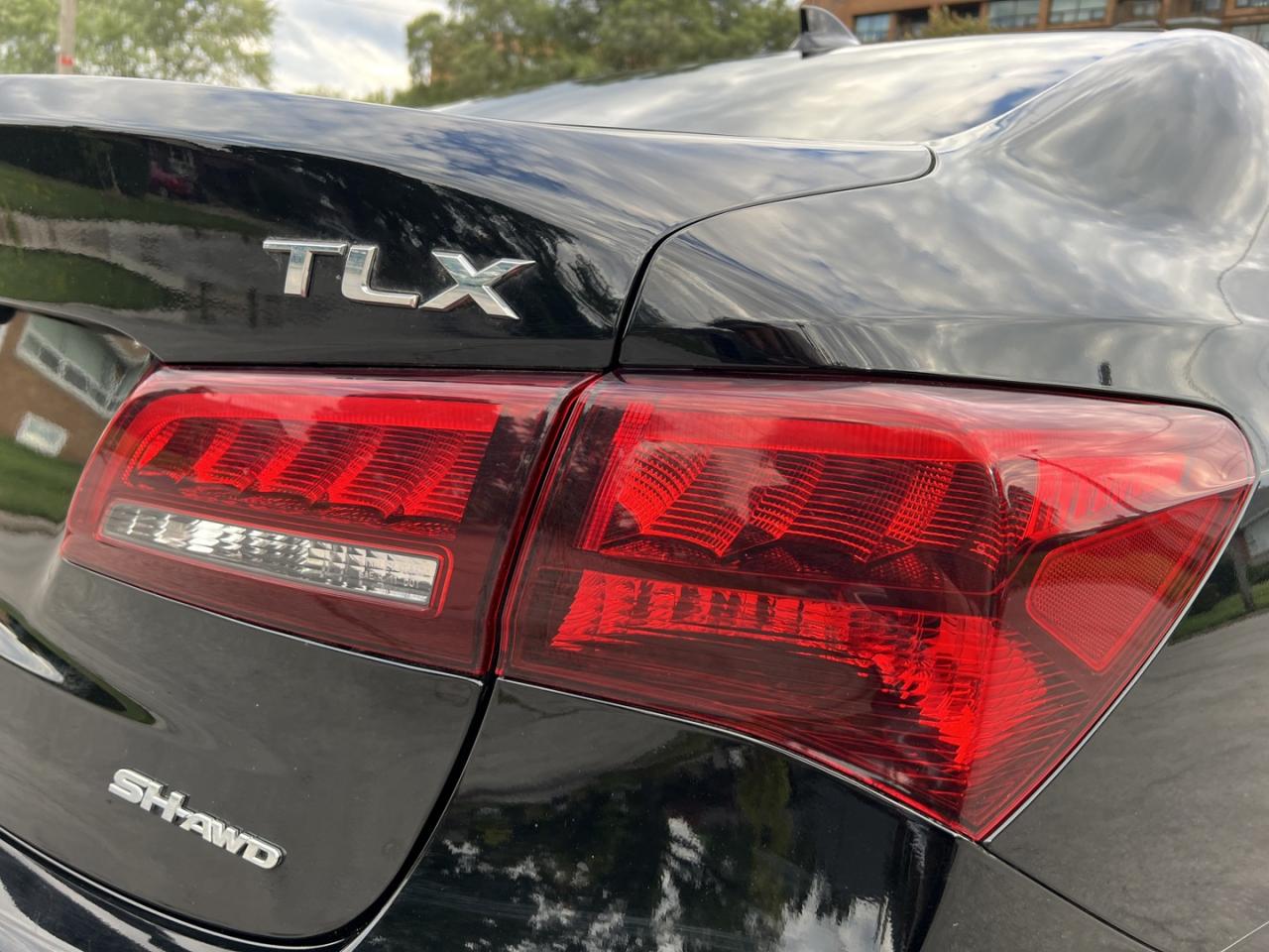 2016 Acura TLX SH-AWD w/Technology Package - Photo #7