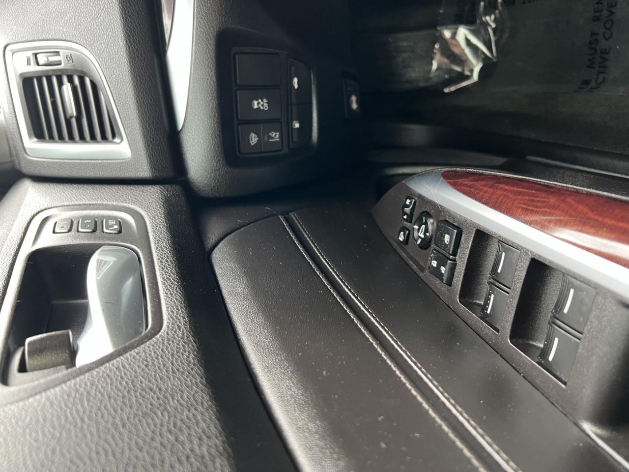 2016 Acura TLX SH-AWD w/Technology Package - Photo #25