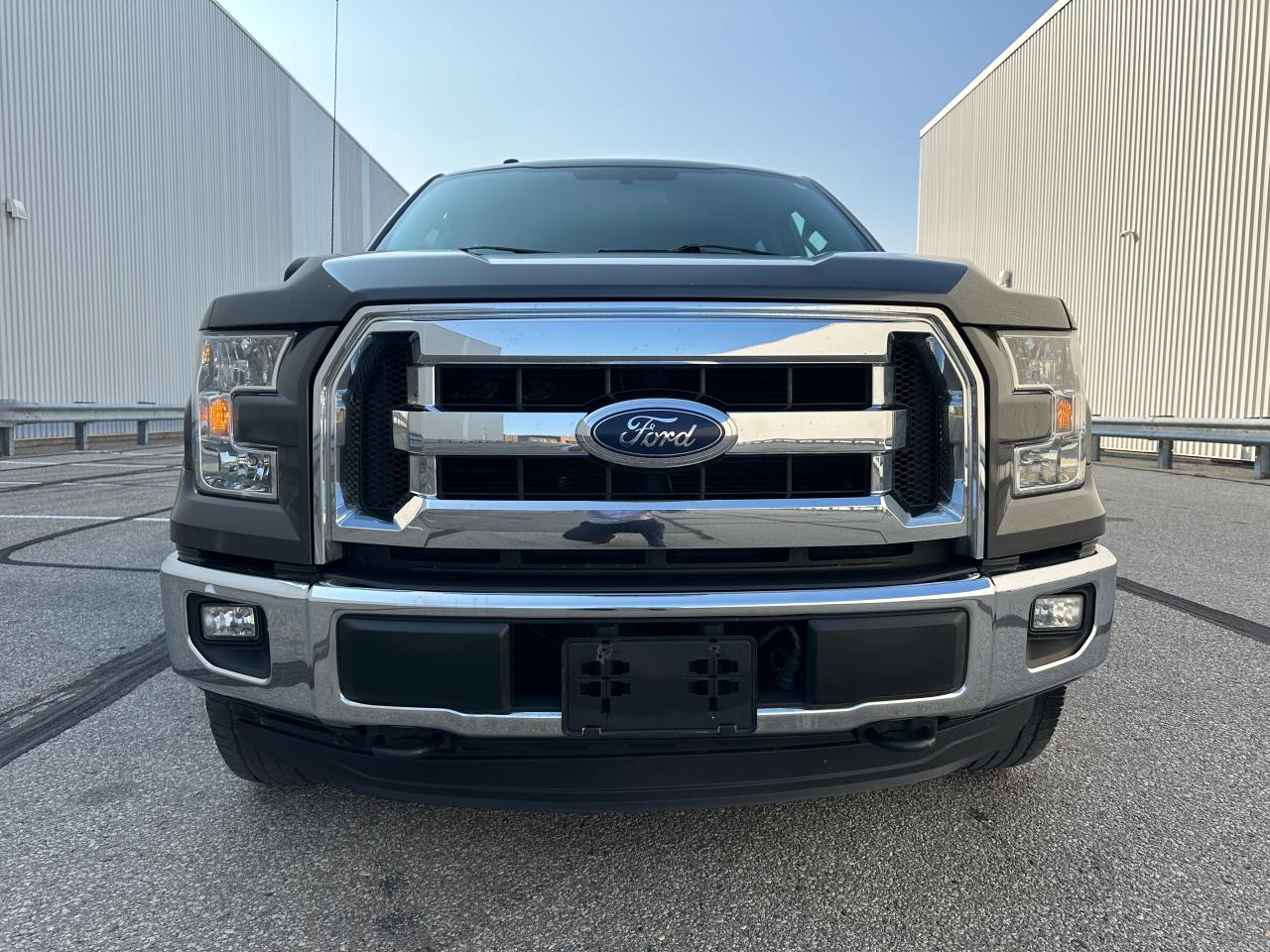 2016 Ford F-150 Super Crew 4WD 5.0 Litre Photo4