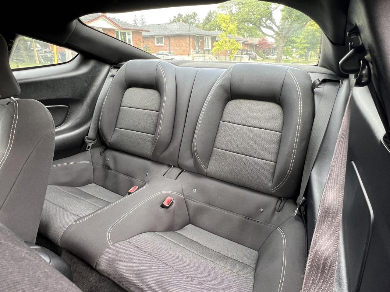 2016 Ford Mustang 2DR FASTBACK V6 Photo