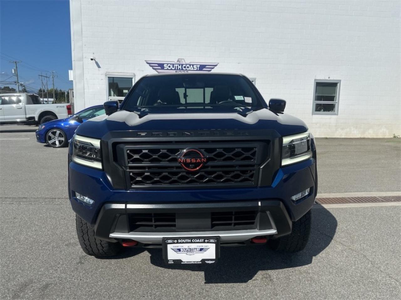 2023 Nissan Frontier Crew Cab PRO-4X  -  Navigation Photo5