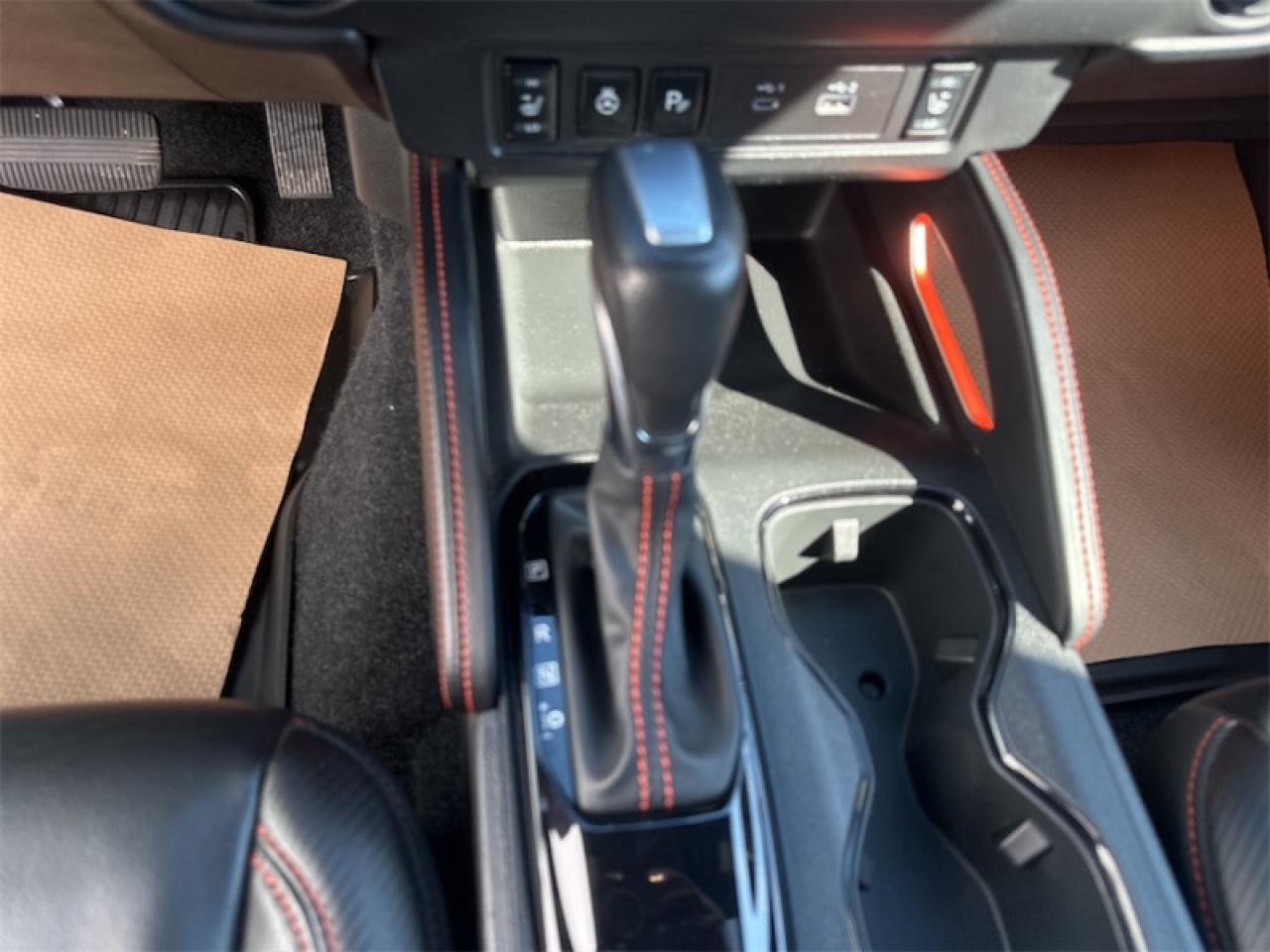 2023 Nissan Frontier Crew Cab PRO-4X  -  Navigation Photo5