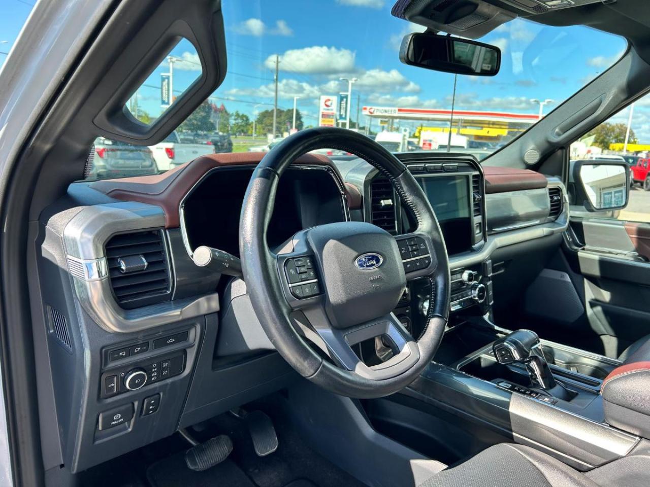 2022 Ford F-150 Lariat Photo