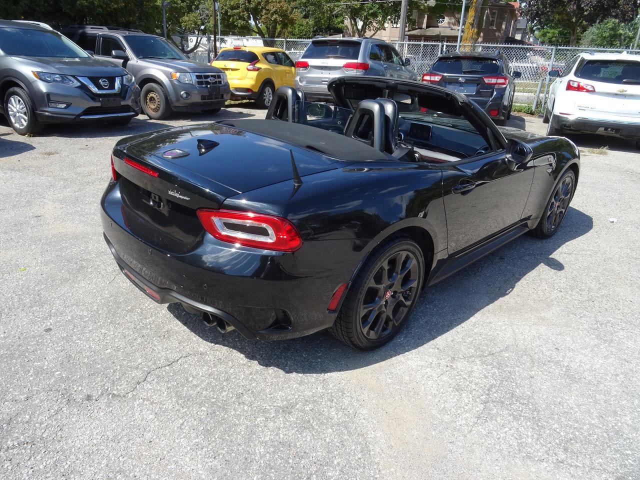 2017 Fiat 124 Spider Abarth - Photo #5