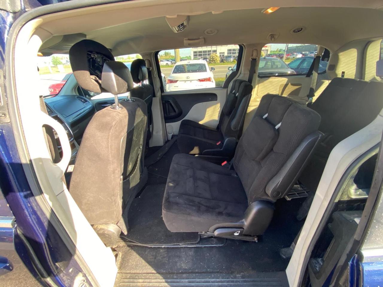 2014 Dodge Grand Caravan CREW, 7 PASSENGER, STOWNGO, ALLOYS, AS IS SPECIAL - Photo #16