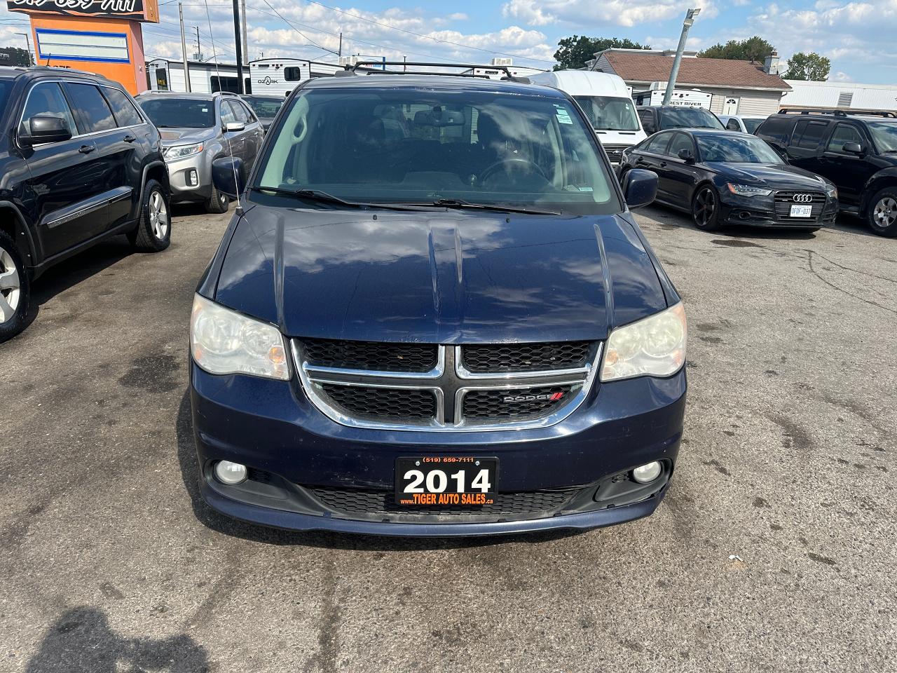 2014 Dodge Grand Caravan CREW, 7 PASSENGER, STOWNGO, ALLOYS, AS IS SPECIAL - Photo #8