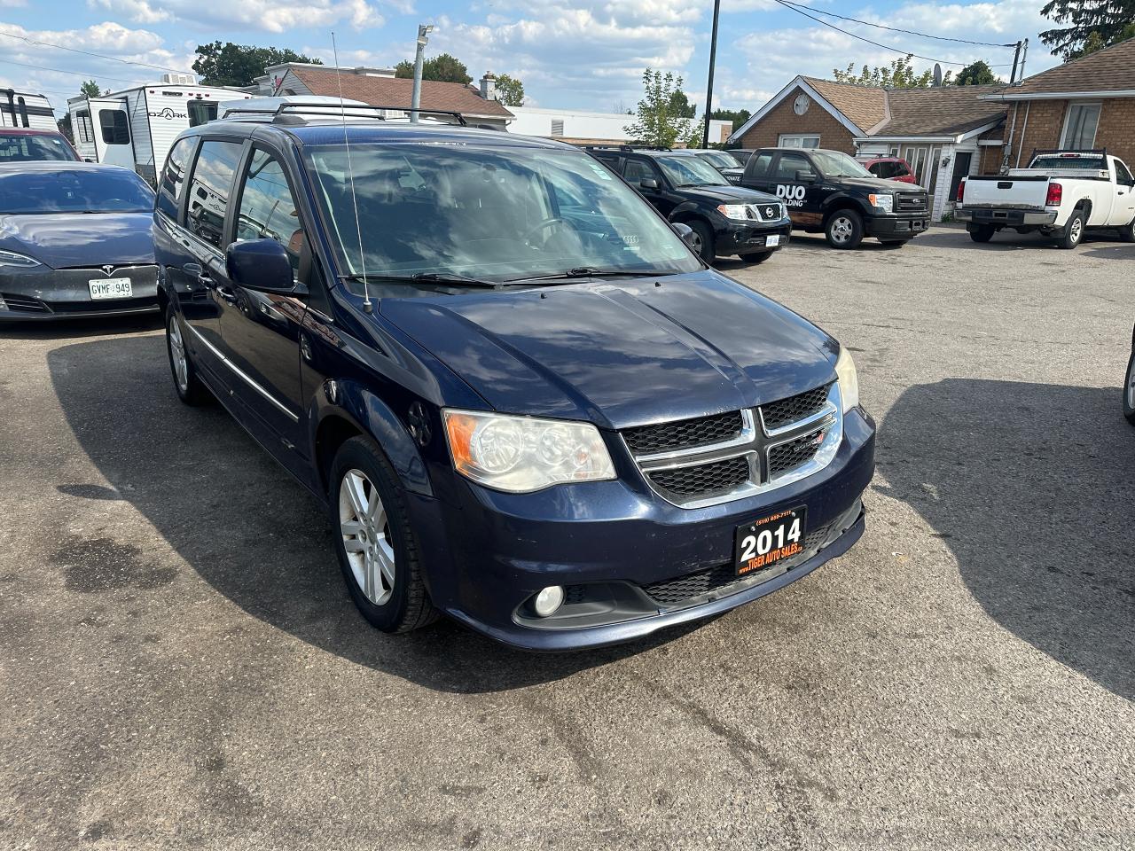 2014 Dodge Grand Caravan CREW, 7 PASSENGER, STOWNGO, ALLOYS, AS IS SPECIAL - Photo #7