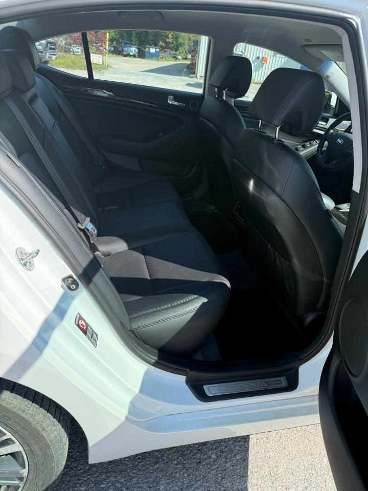2014 Kia CADENZA Premium - Photo #11