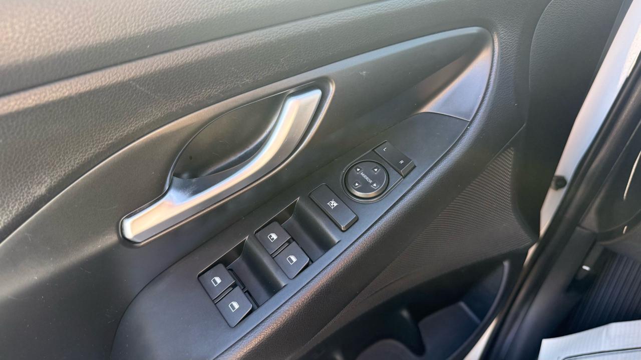 2019 Hyundai Elantra GT Preferred - Photo #18