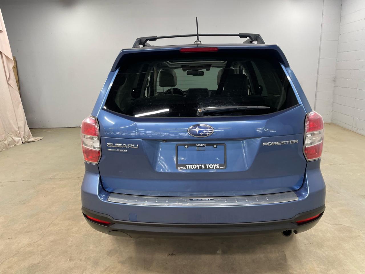 2015 Subaru Forester i Limited w/Tech Pkg