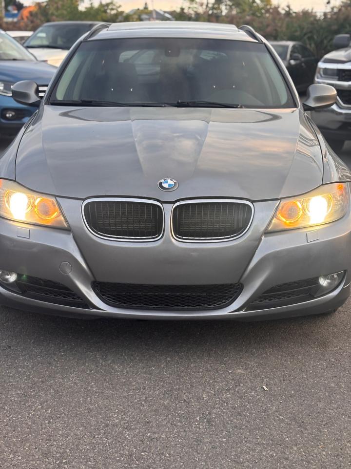 2011 BMW 3 Series 328i xDrive - Photo #6