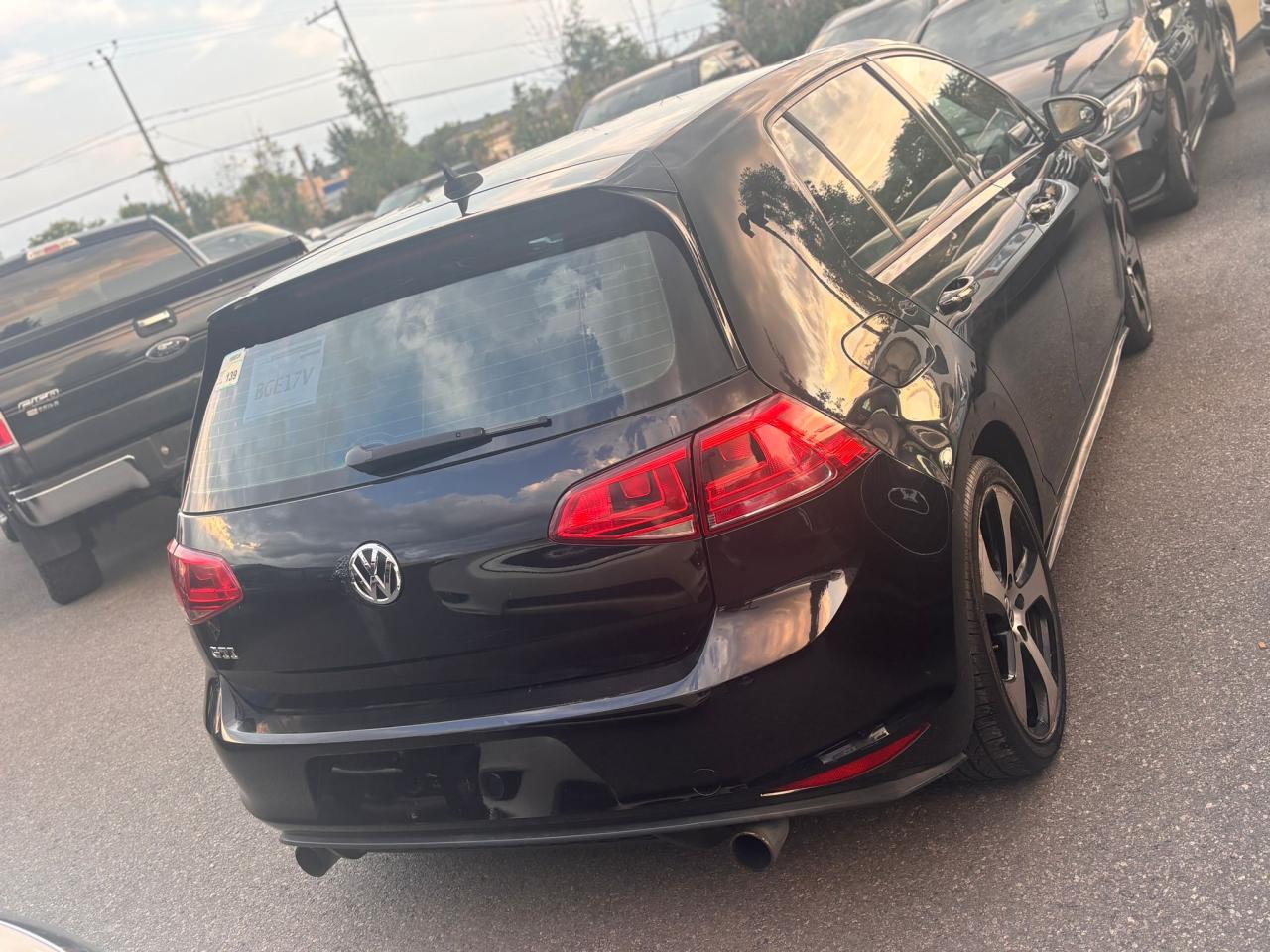 2015 Volkswagen Golf Autobahn - Photo #3