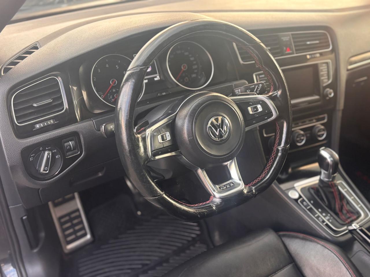 2015 Volkswagen Golf Autobahn - Photo #10