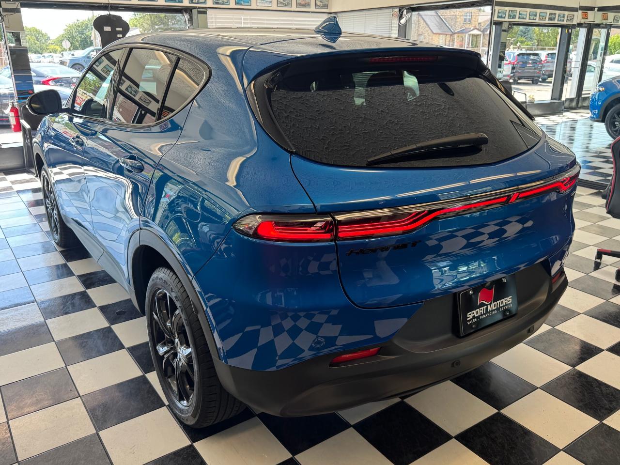 2023 Dodge Hornet GT Plus AWD+LIKE NEW+ONE OWNER+CLEAN CARFAX - Photo #9