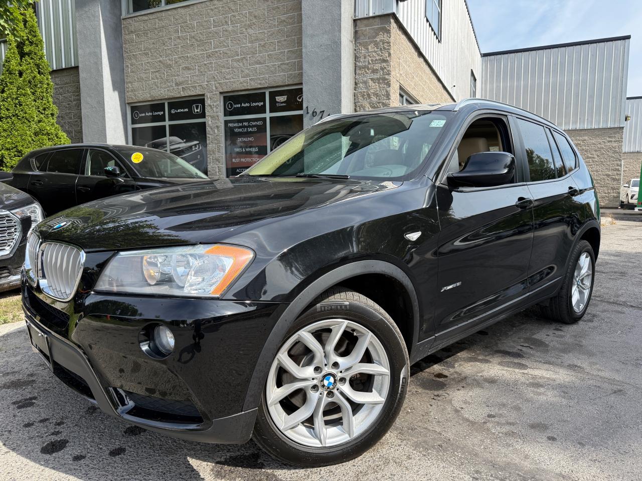 2011 BMW X3 AWD 4dr 28i | HEATED SEATS | PANO ROOF | LOW KM Photo2