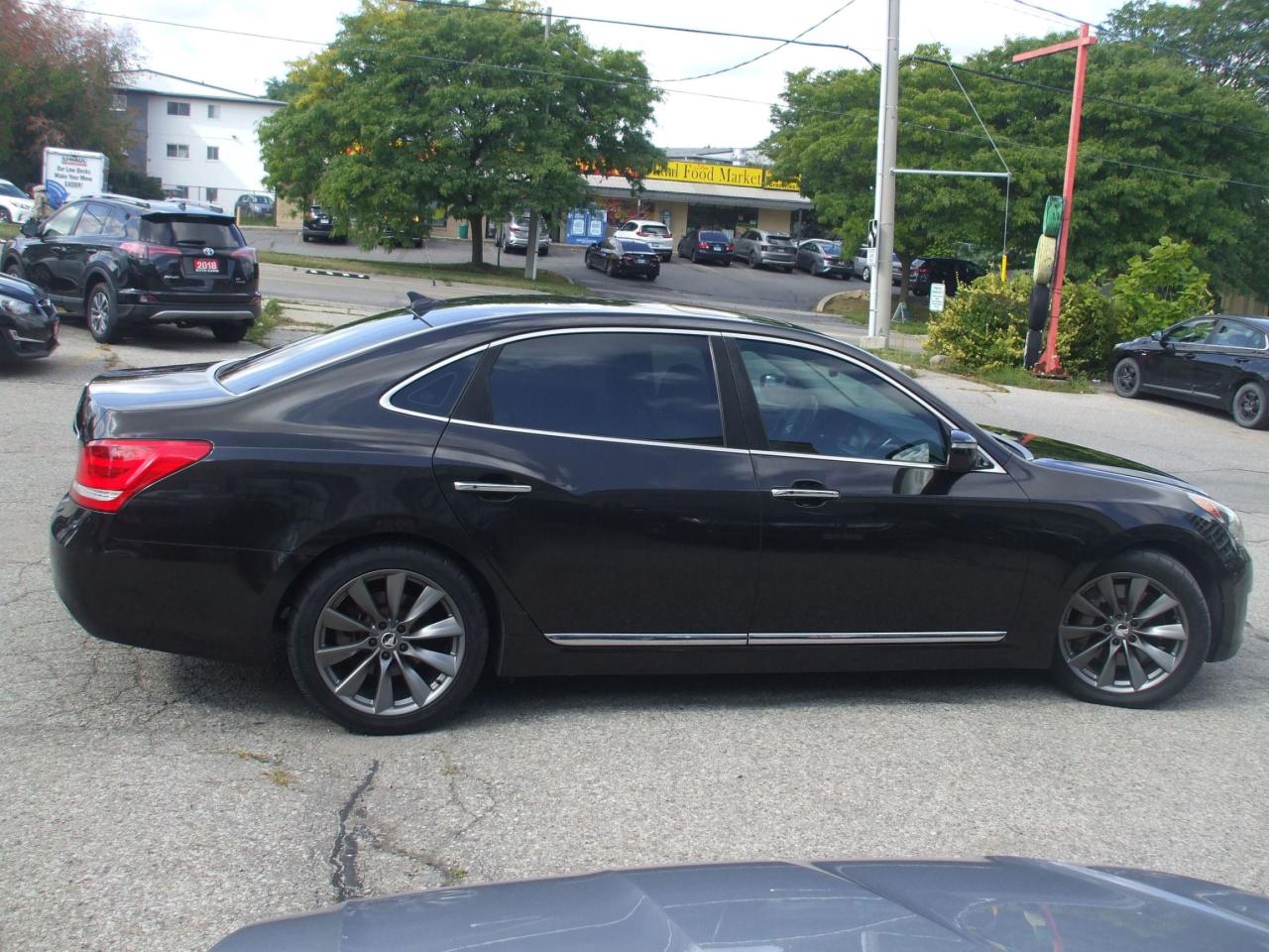 2014 Hyundai Equus Signature,Fully Loaded,2 Sets of Tires,Certified