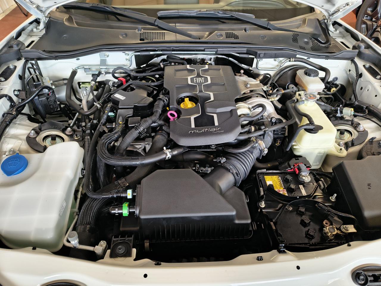 2017 Fiat 124 Spider Lusso Photo