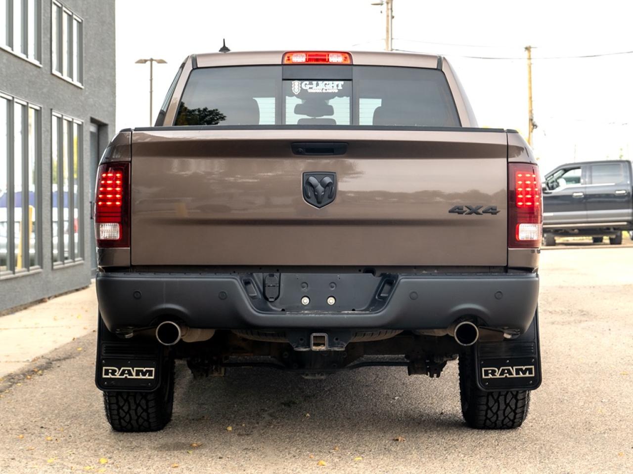 2021 RAM 1500 Classic RAM 1500 CLASSIC WARLOCK CREW CAB 4X4 Photo29