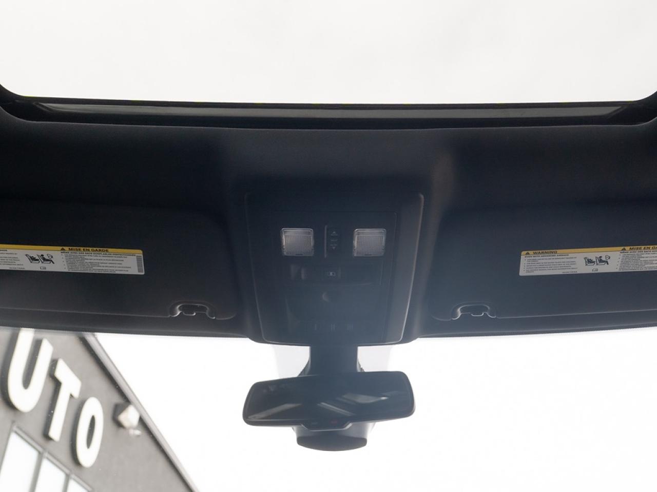 2021 RAM 1500 Classic RAM 1500 CLASSIC WARLOCK CREW CAB 4X4 Photo9