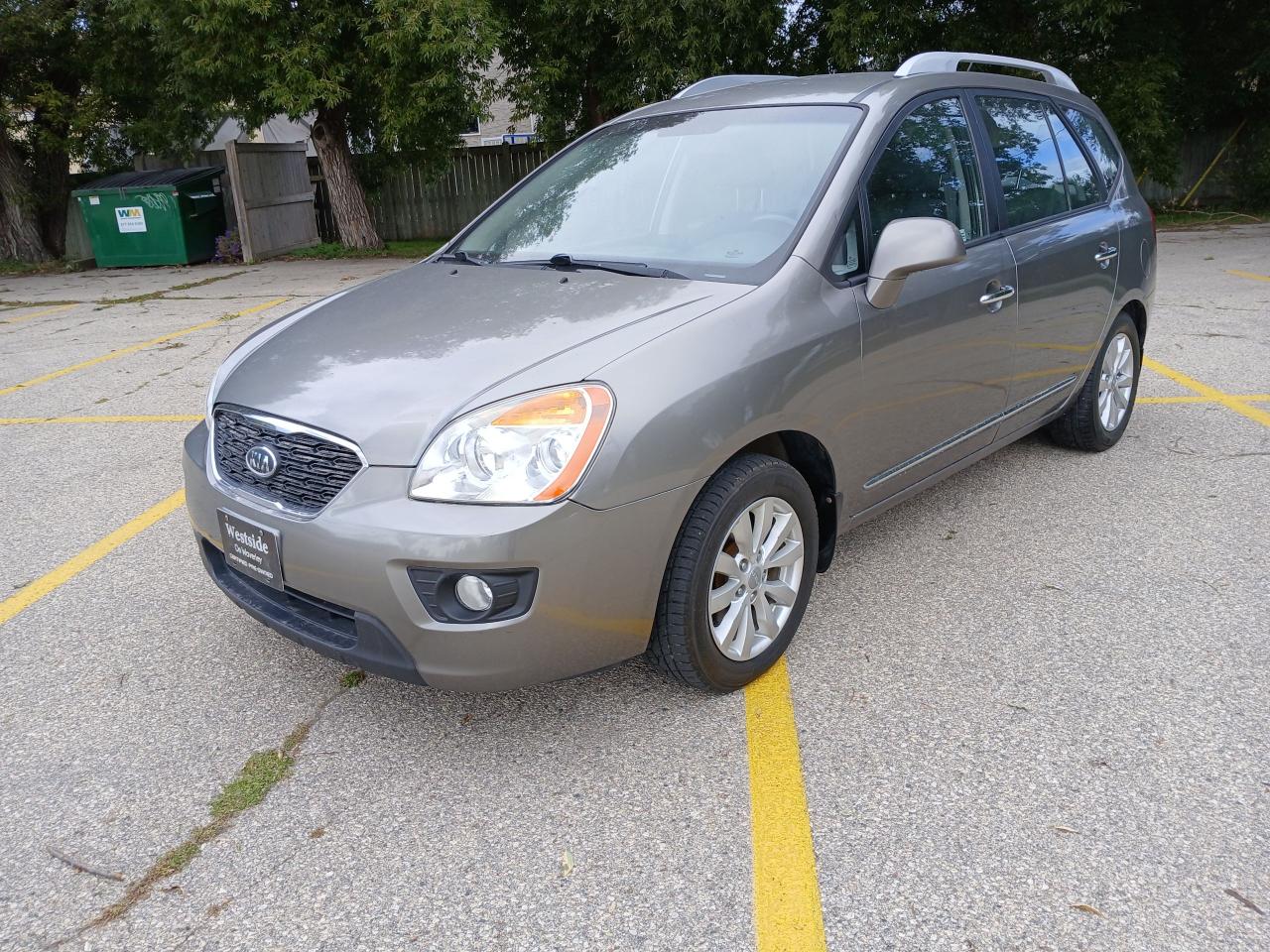 Used 2012 Kia Rondo EX for sale in Winnipeg, MB