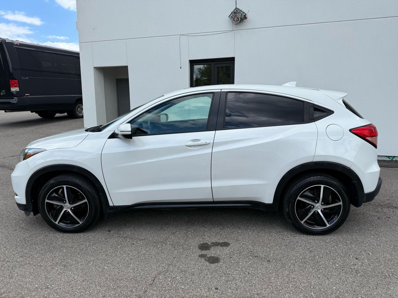 2017 Honda HR-V 4WD 4dr CVT EX - Photo #8