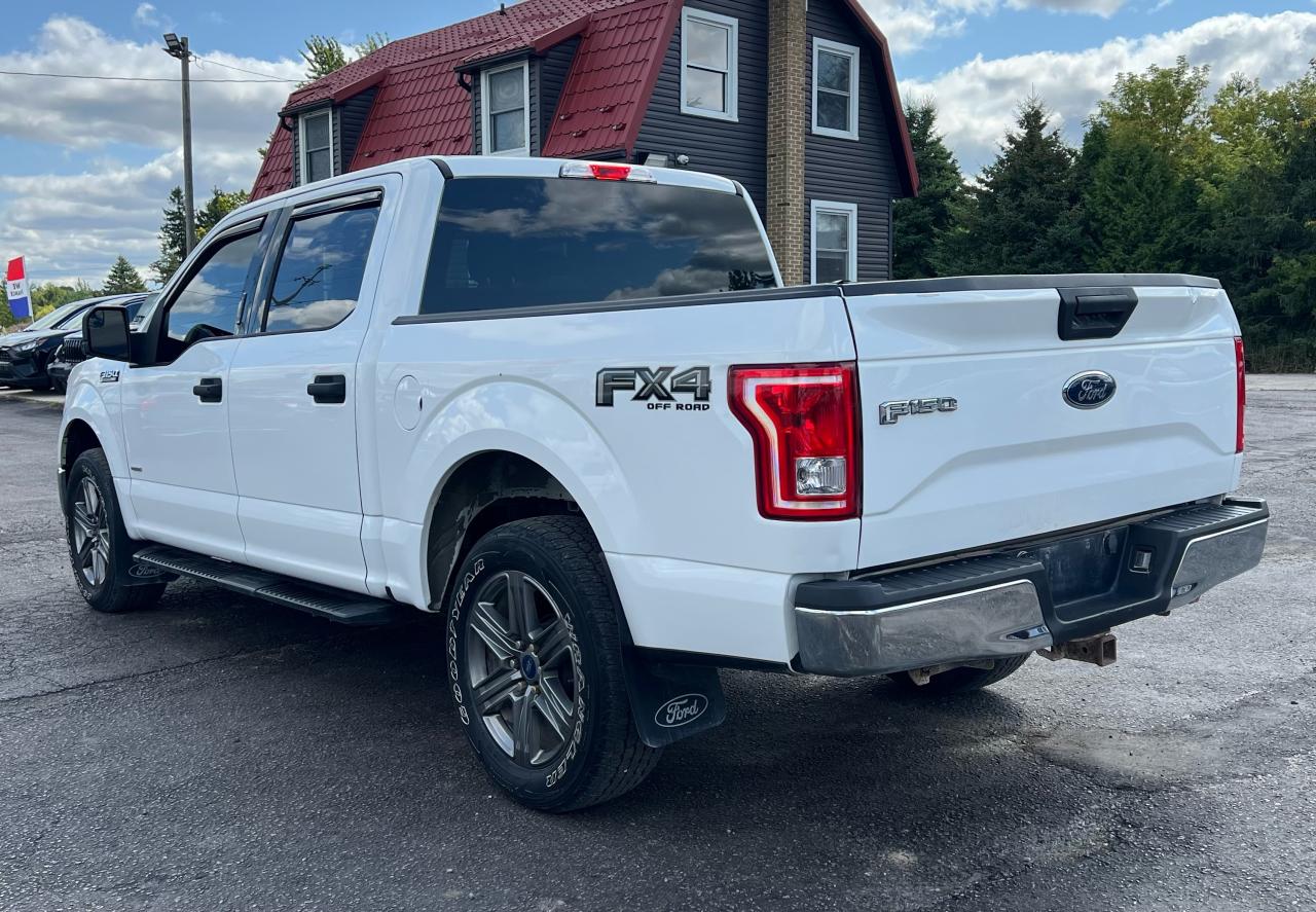 2016 Ford F-150 XLT Photo5