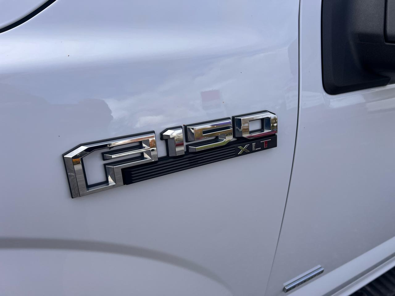 2016 Ford F-150 XLT Photo11