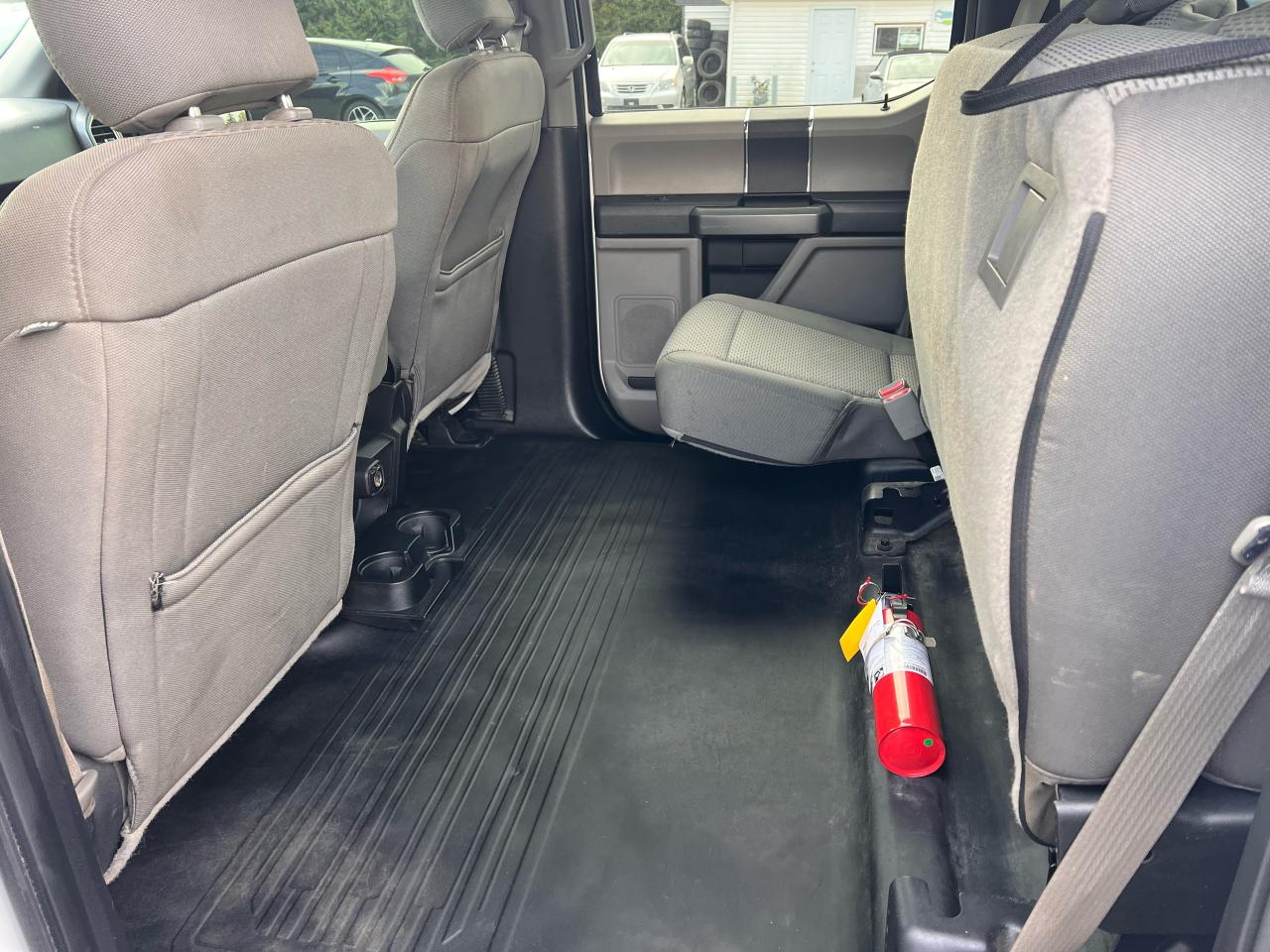 2016 Ford F-150 XLT Photo50