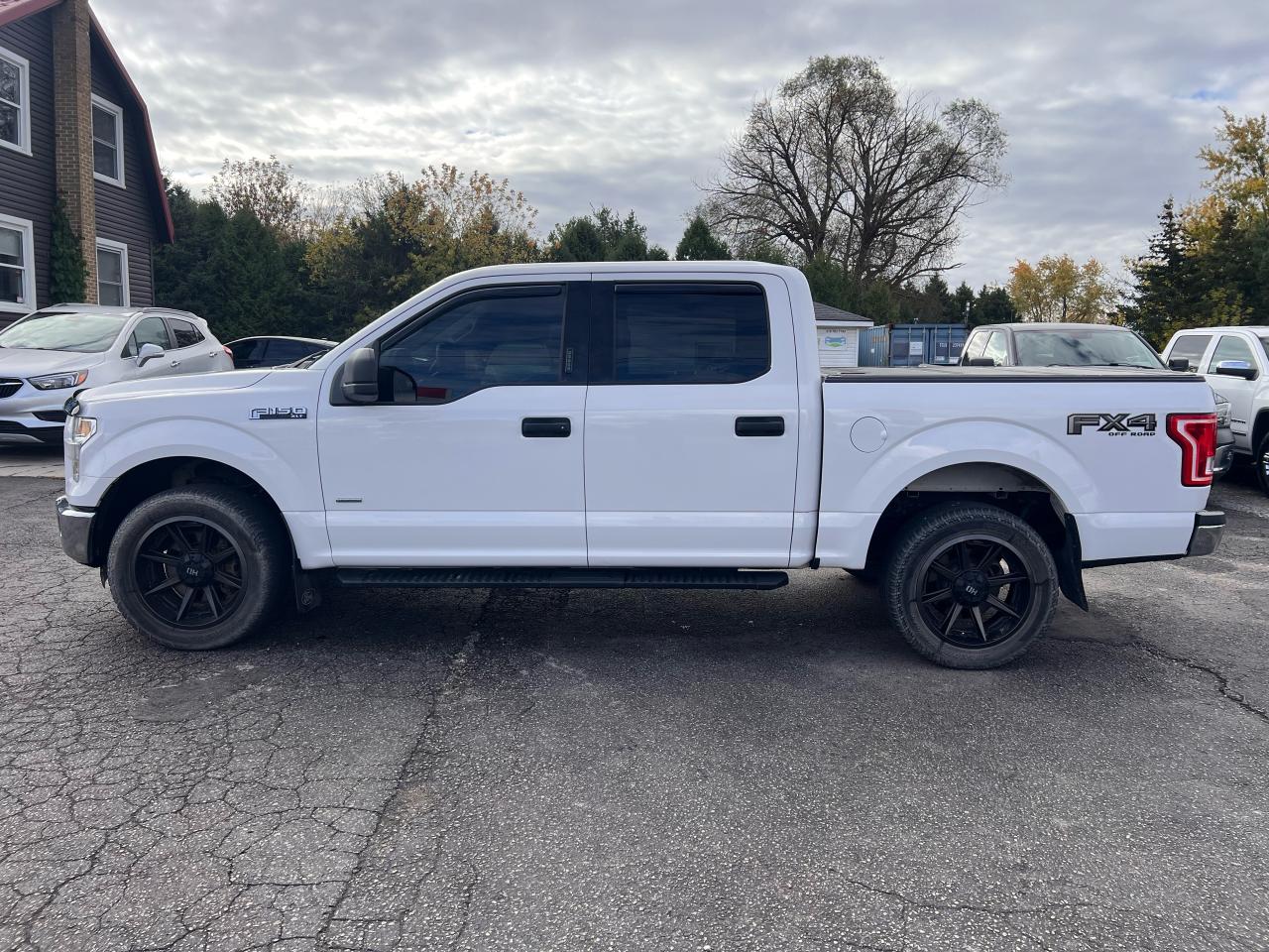 2016 Ford F-150 XLT 3.5L SPORT Photo
