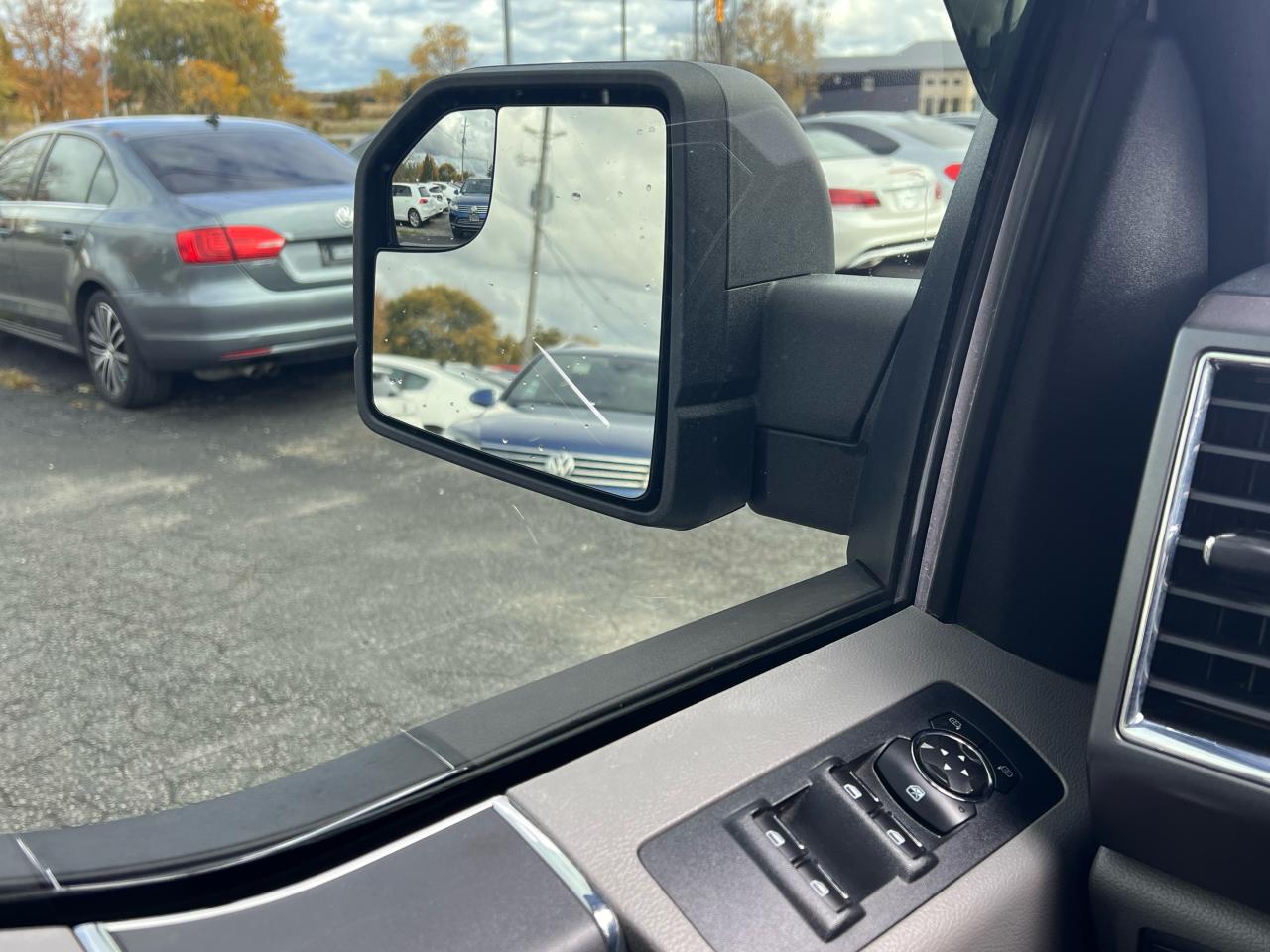 2016 Ford F-150 XLT Photo63