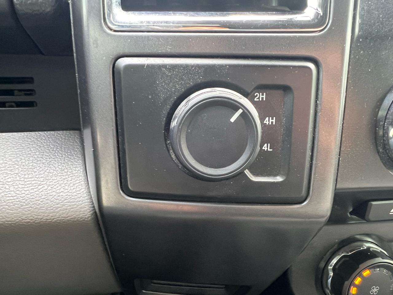 2016 Ford F-150 XLT 3.5L SPORT Photo