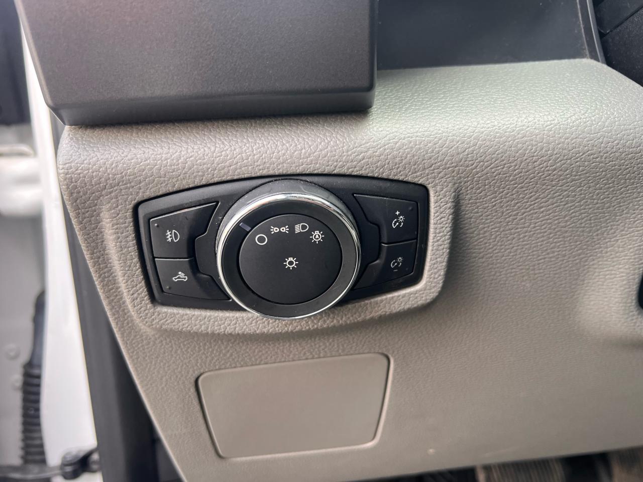 2016 Ford F-150 XLT 3.5L SPORT Photo