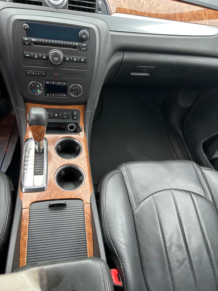 2008 Buick Enclave CX - Photo #5