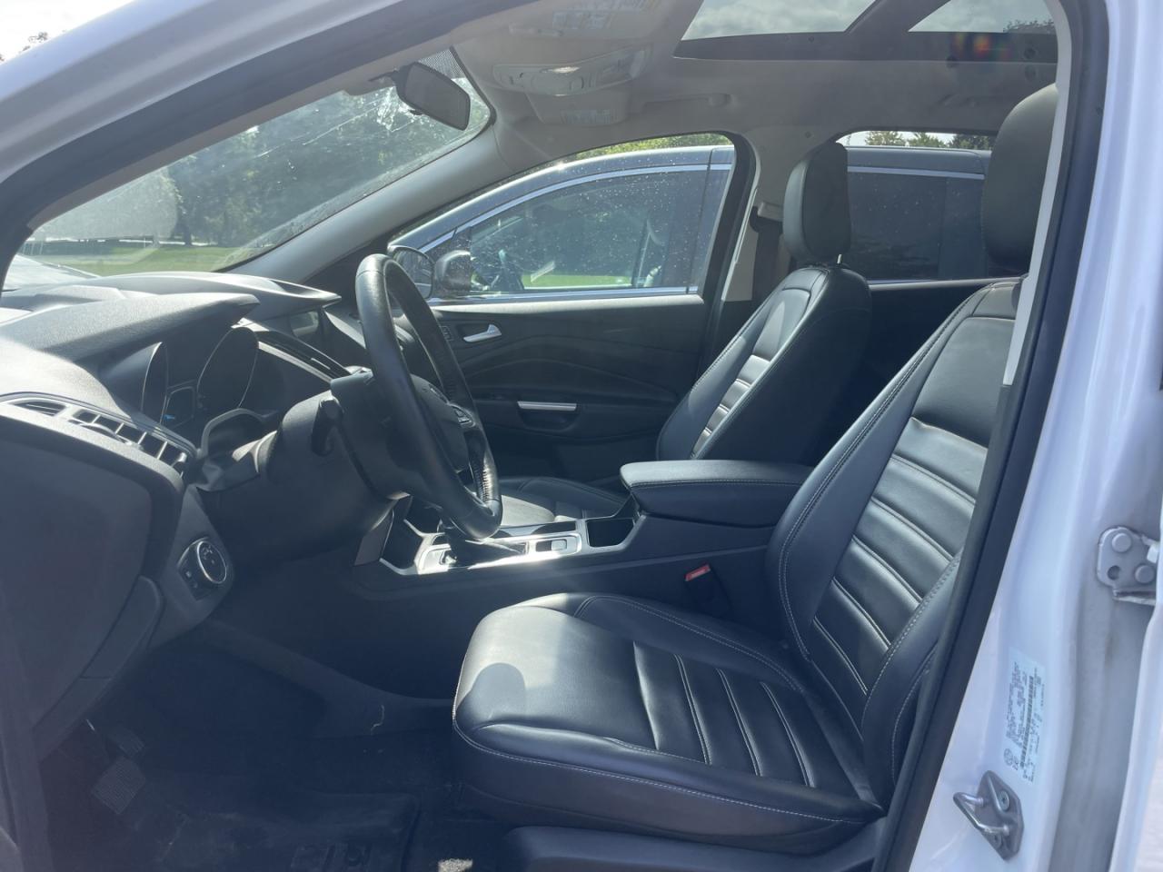 2019 Ford Escape SEL 4WD *leather/sunroof/remote start - Photo #7