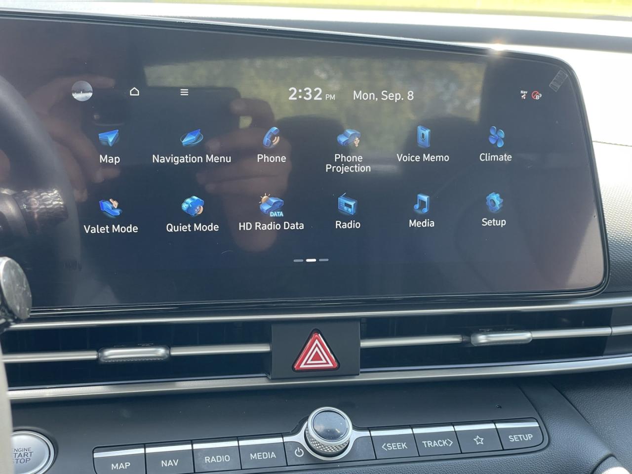 2024 Hyundai Elantra Luxury *Leather/sunroof/navigation - Photo #15