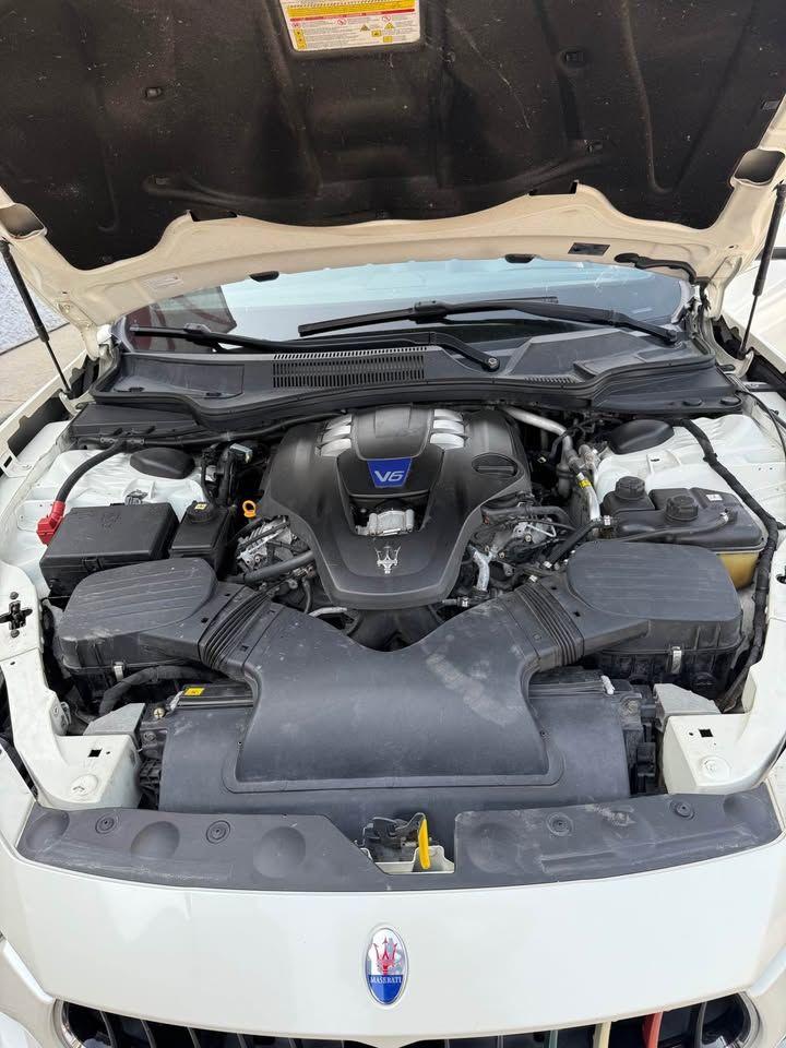 2014 Maserati Ghibli S Q4 - Photo #9