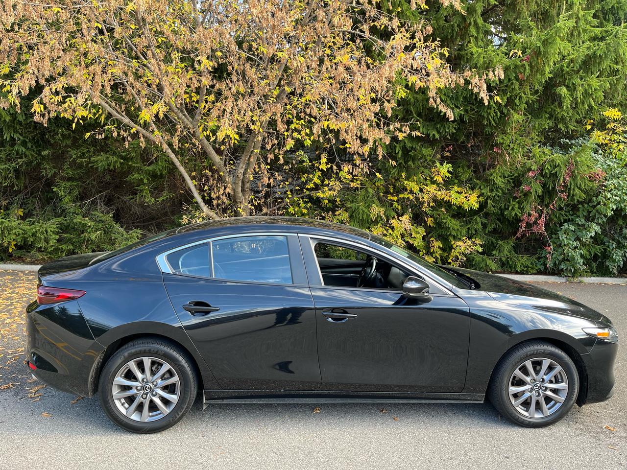 2021 Mazda MAZDA3 GS-1 LOCAL OWNER! ONLY 60,709 KMS!! - Photo #1