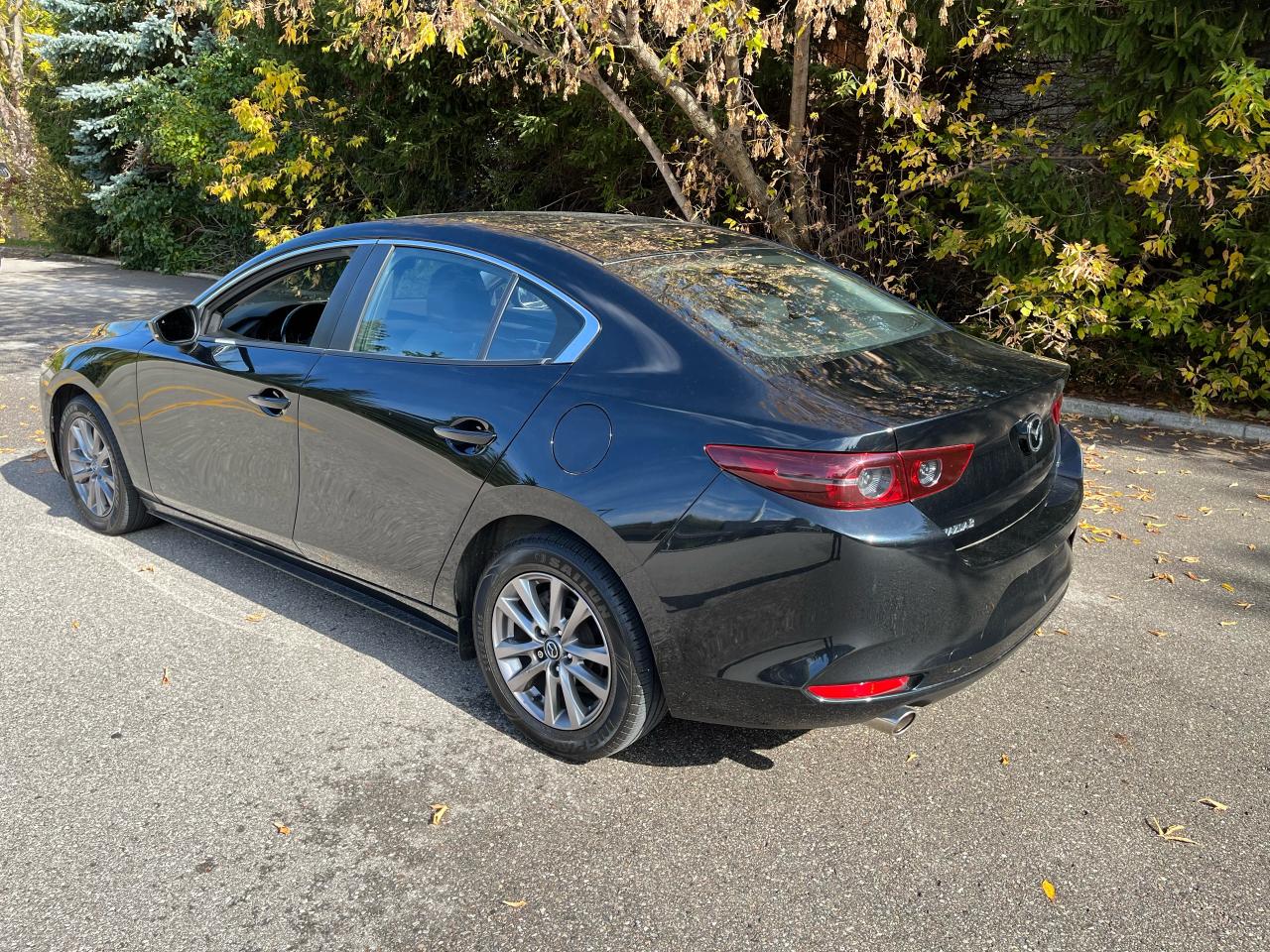 2021 Mazda MAZDA3 GS-1 LOCAL OWNER! ONLY 60,709 KMS!! - Photo #6