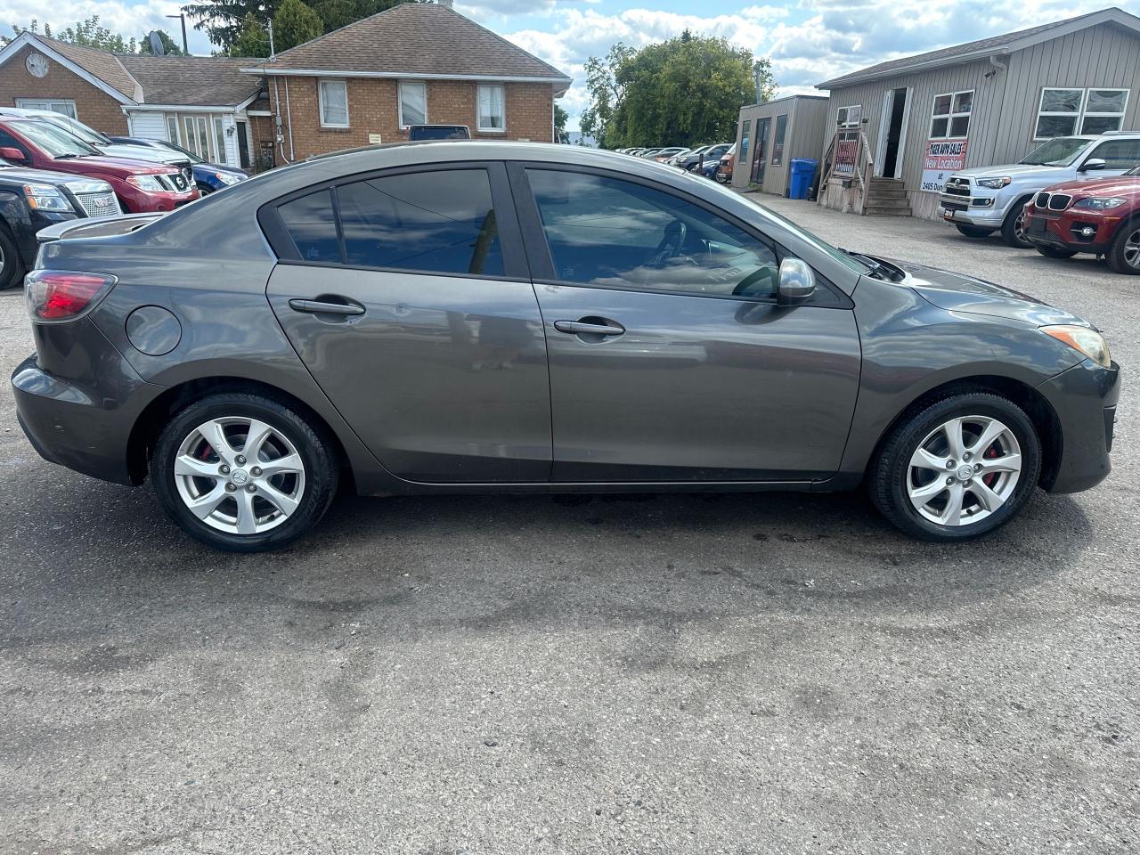 2011 Mazda MAZDA3 GX, SEDAN, AUTO, 4CYL, WARRANTY, CERTIFIED - Photo #6