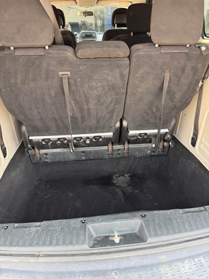 2014 Dodge Grand Caravan SXT - Photo #8