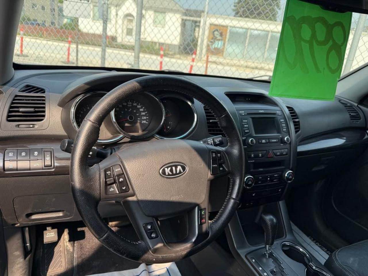 2012 Kia Sorento AWD 4dr V6 Auto EX - Photo #4