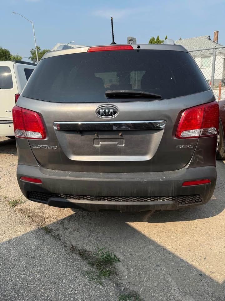 2012 Kia Sorento AWD 4dr V6 Auto EX - Photo #8