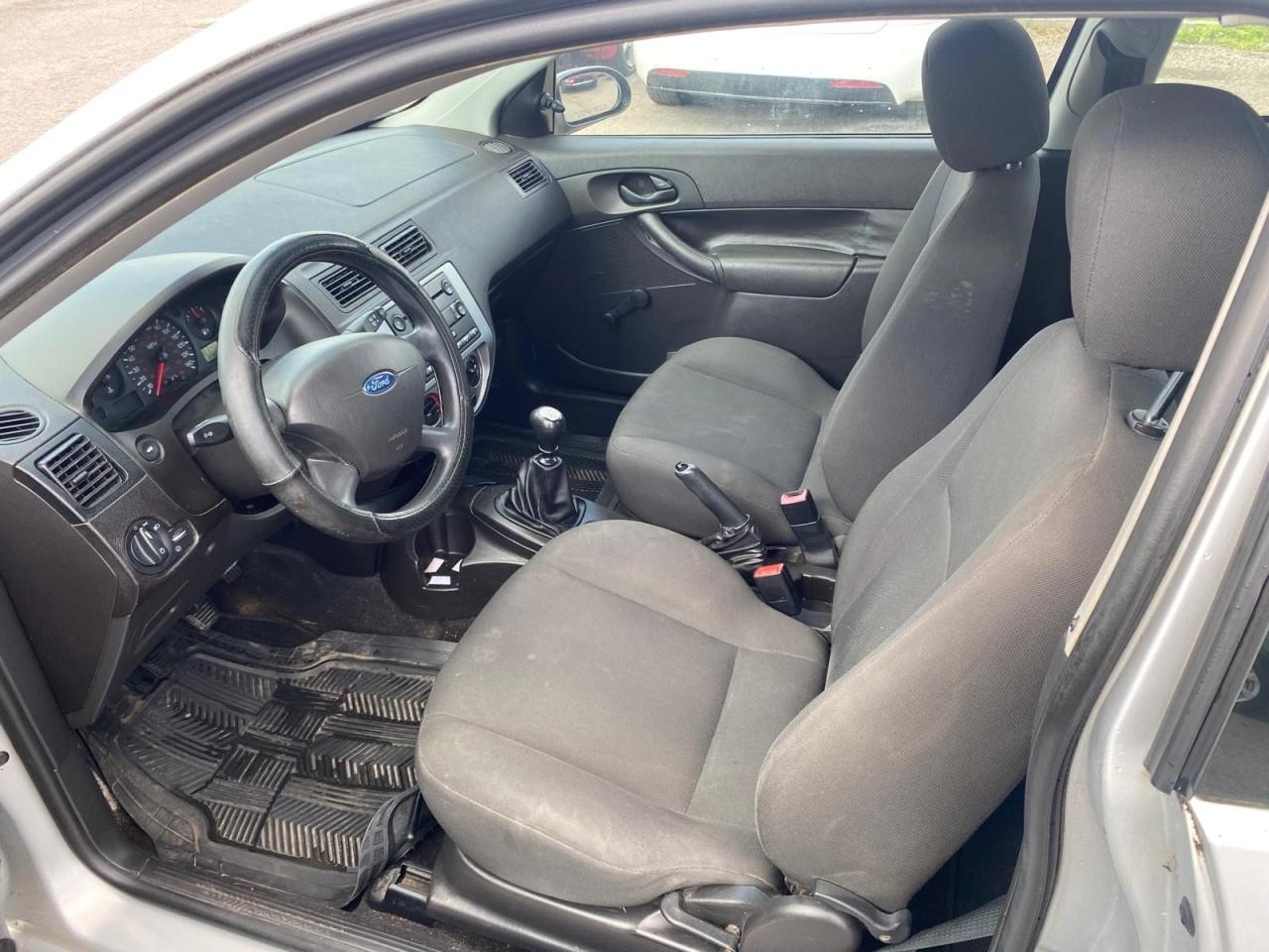 2007 Ford Focus S, HATCH, MANUAL, ONLY 84,000KMS, AS IS SPECIAL - Photo #13