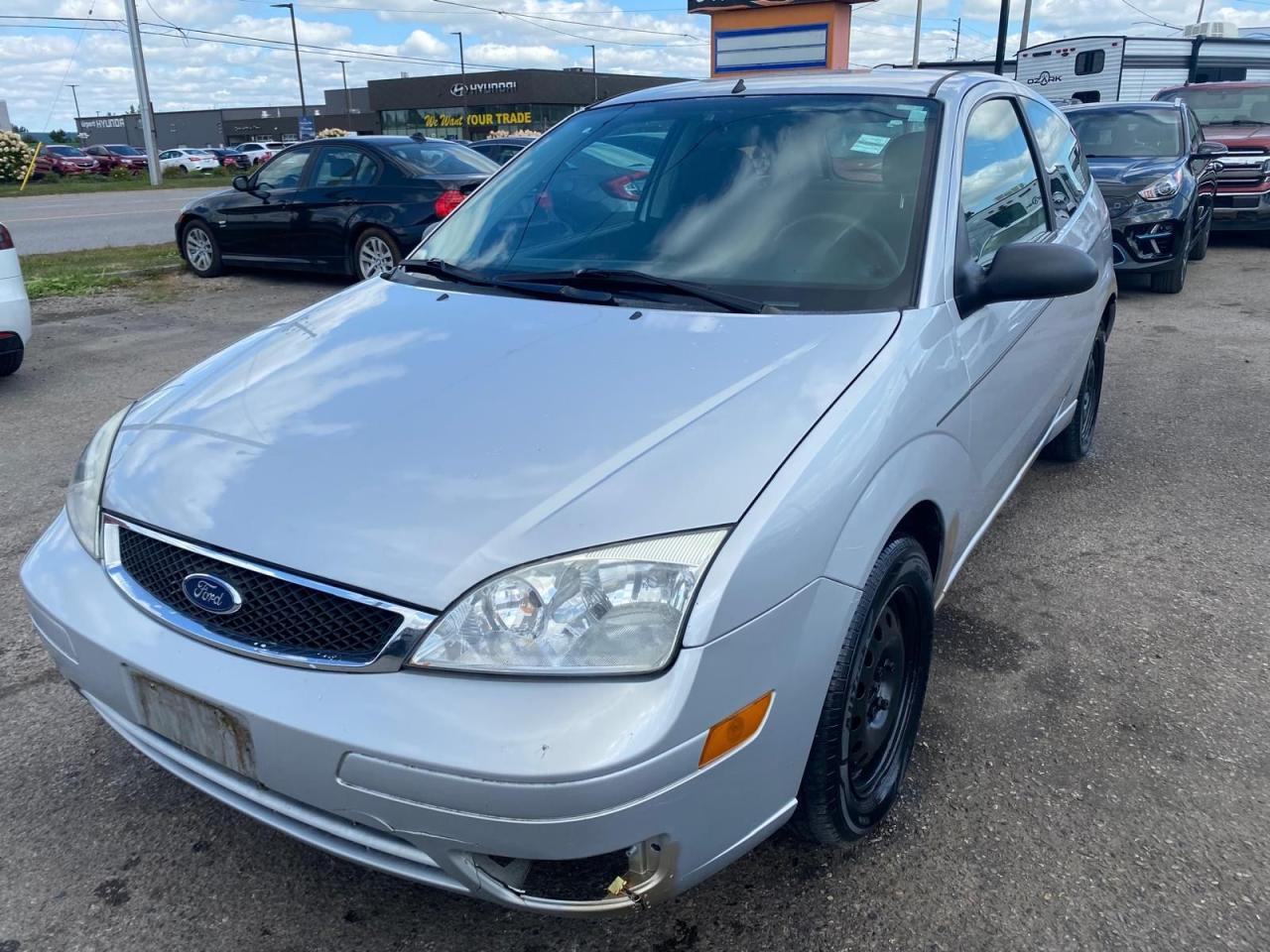 2007 Ford Focus S, HATCH, MANUAL, ONLY 84,000KMS, AS IS SPECIAL - Photo #8