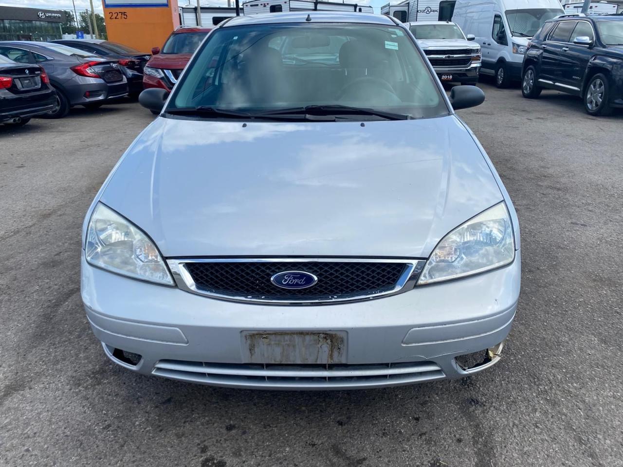2007 Ford Focus S, HATCH, MANUAL, ONLY 84,000KMS, AS IS SPECIAL - Photo #9