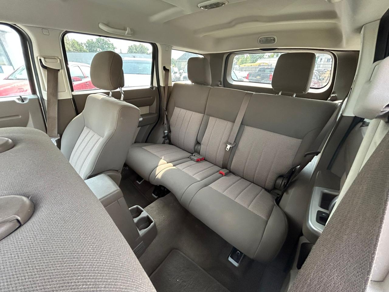 2010 Dodge Nitro 4WD 4dr SXT - Photo #9