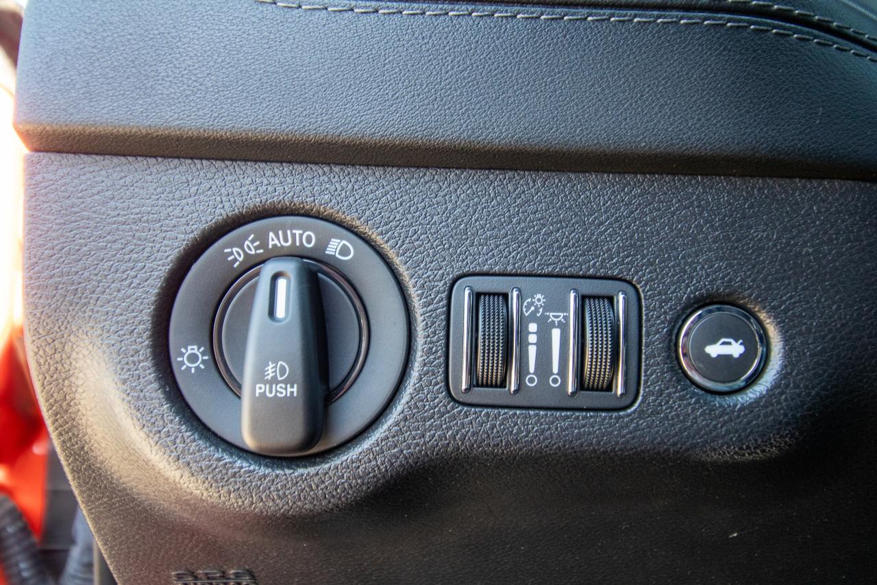 2023 Dodge Charger GT AWD Photo5
