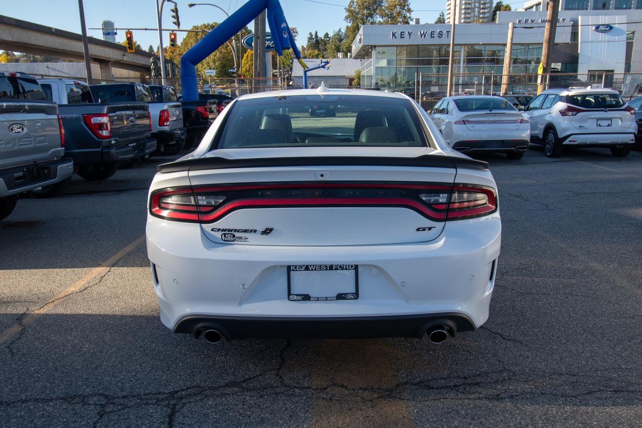 2023 Dodge Charger GT AWD Photo5