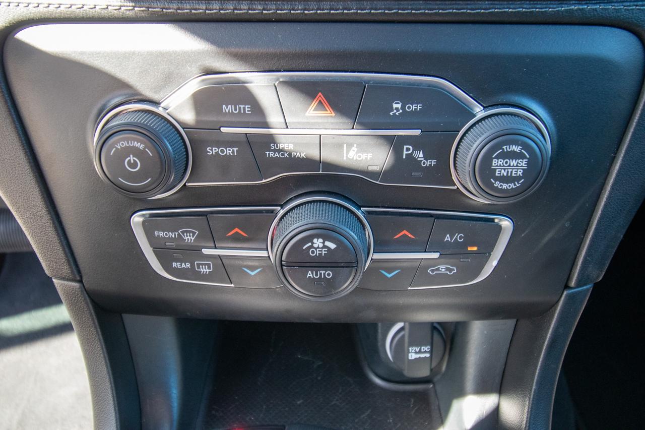2023 Dodge Charger GT AWD Photo5