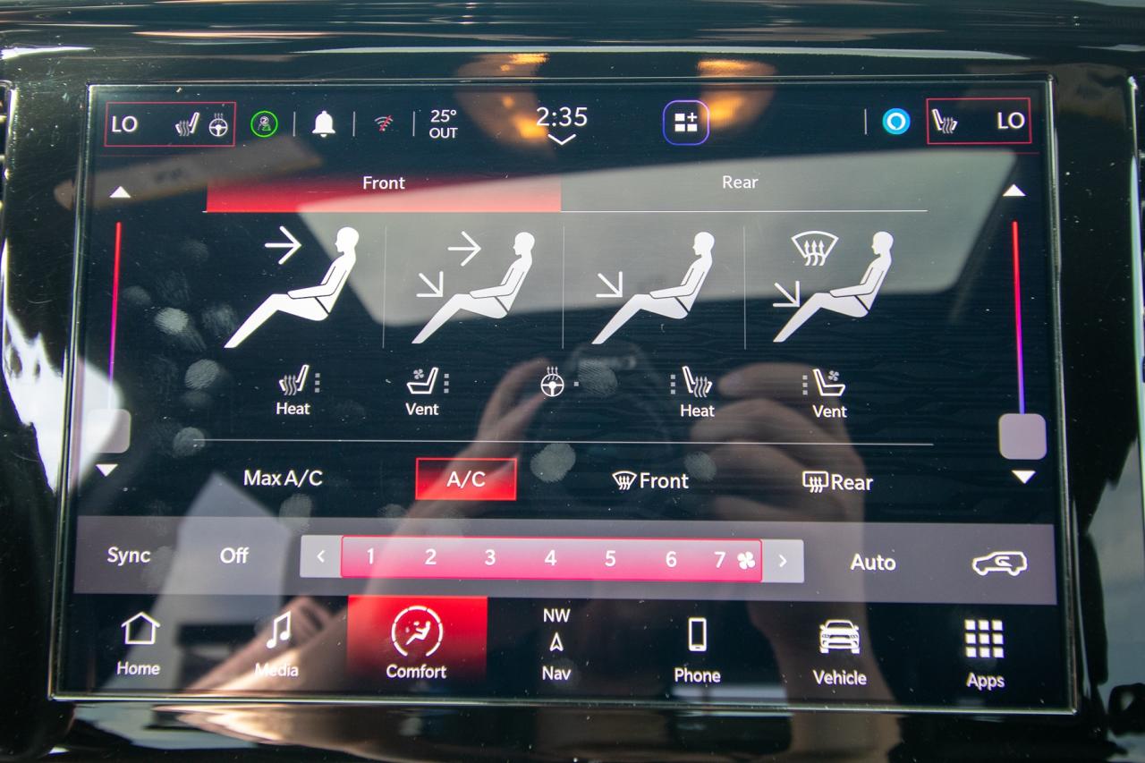 2023 Dodge Durango R/T AWD Photo5